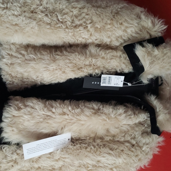 Jacket - Picture 3 of 3